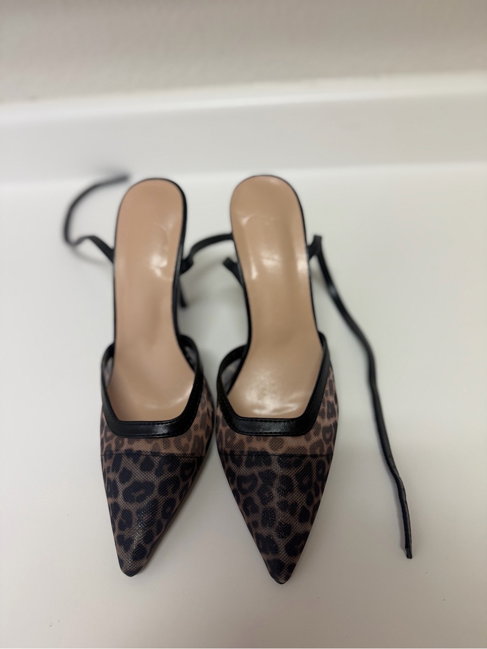 SHEIN Leopard Print Pointed Slingback Heels with Black Trim